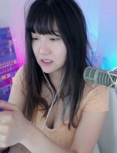 Foto desnuda filtrada de OnlyFans de Ariasaki
