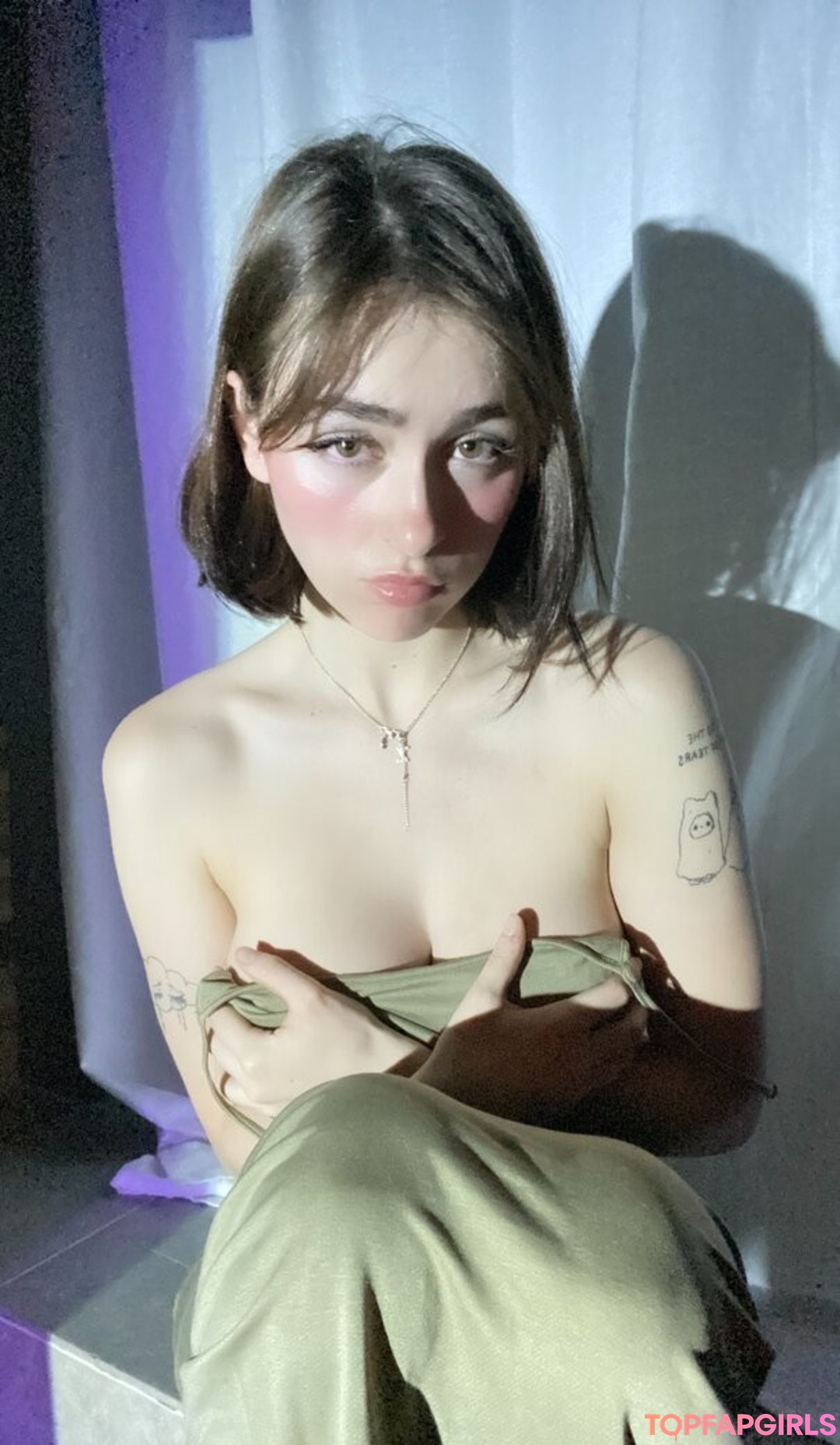 Foto desnuda filtrada de OnlyFans de Awholelottazozo #97 Foto desnuda filtrada de OnlyFans de Awholelottazozo #97