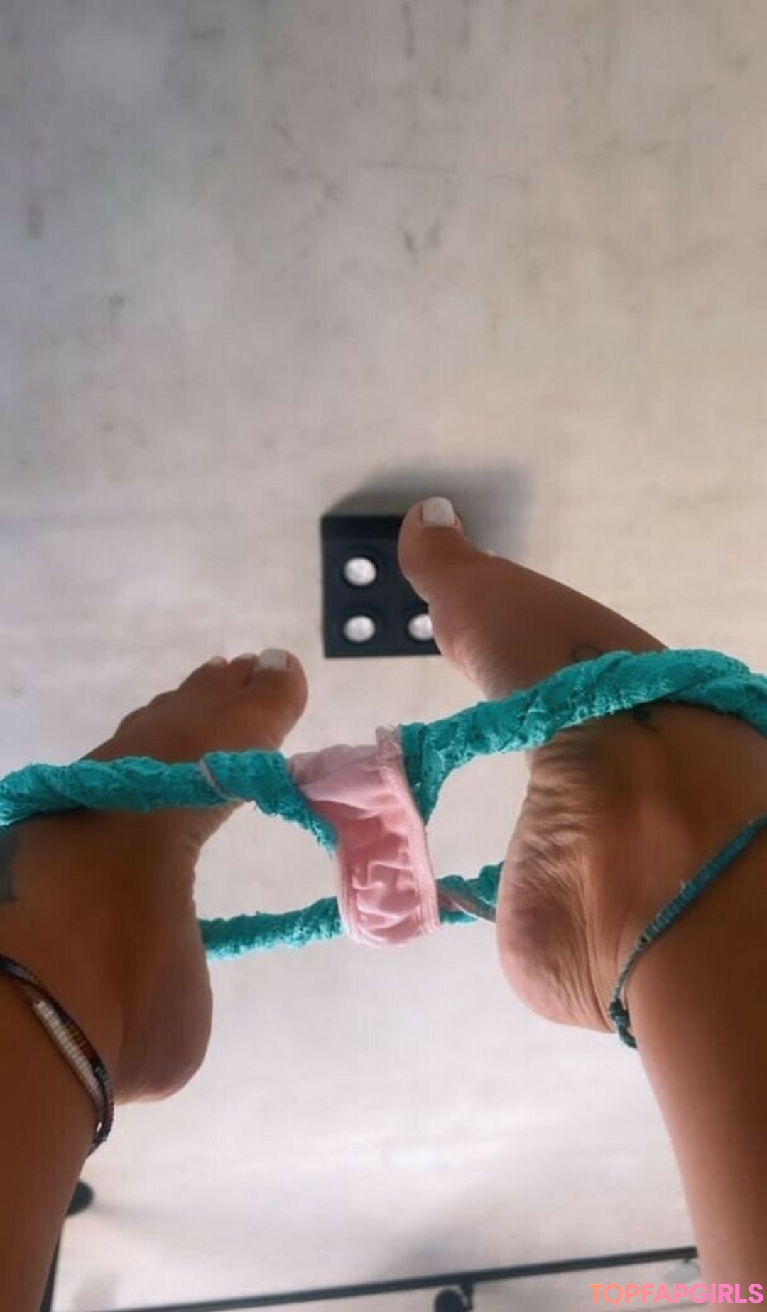 Foto desnuda filtrada de OnlyFans de Vivi Fernandez #788 Foto desnuda filtrada de OnlyFans de Vivi Fernandez #788