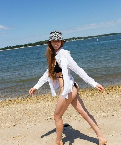 Larsen Thompson