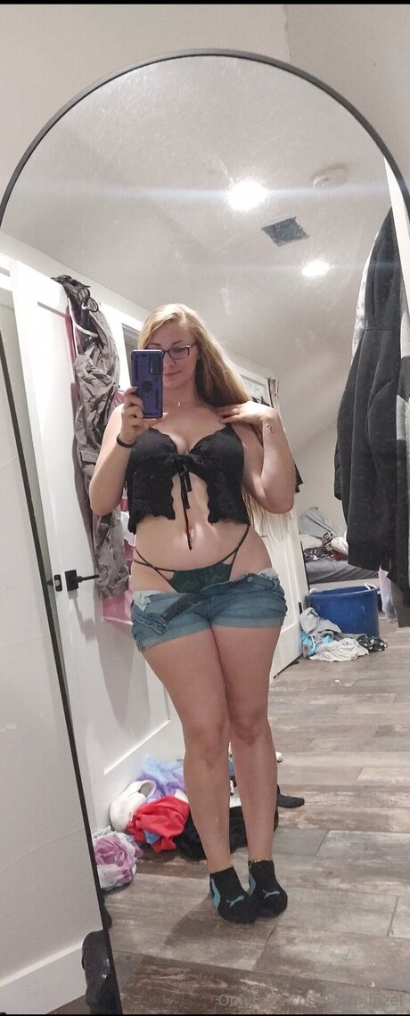 Foto desnuda filtrada de OnlyFans de Rawpunzel