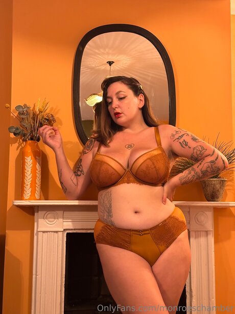 Foto desnuda filtrada de OnlyFans de Monroeschamber