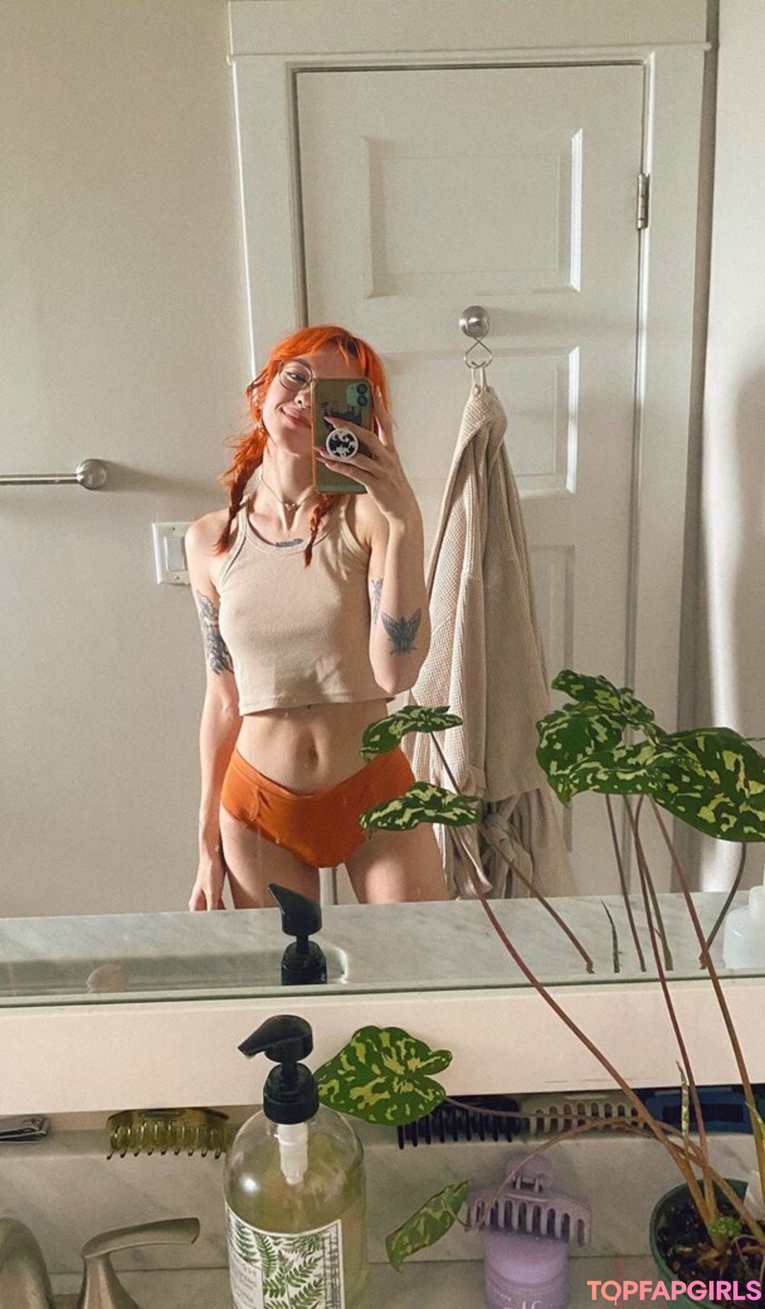 Foto desnuda filtrada de OnlyFans de Pleasequietdown #191 Foto desnuda filtrada de OnlyFans de Pleasequietdown #191