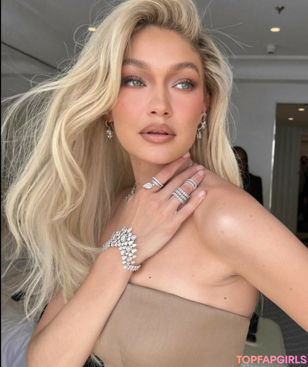 Foto desnuda filtrada de OnlyFans de Gigi Hadid #309 Foto desnuda filtrada de OnlyFans de Gigi Hadid #309