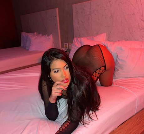Foto desnuda filtrada de OnlyFans de Ayarla Souza