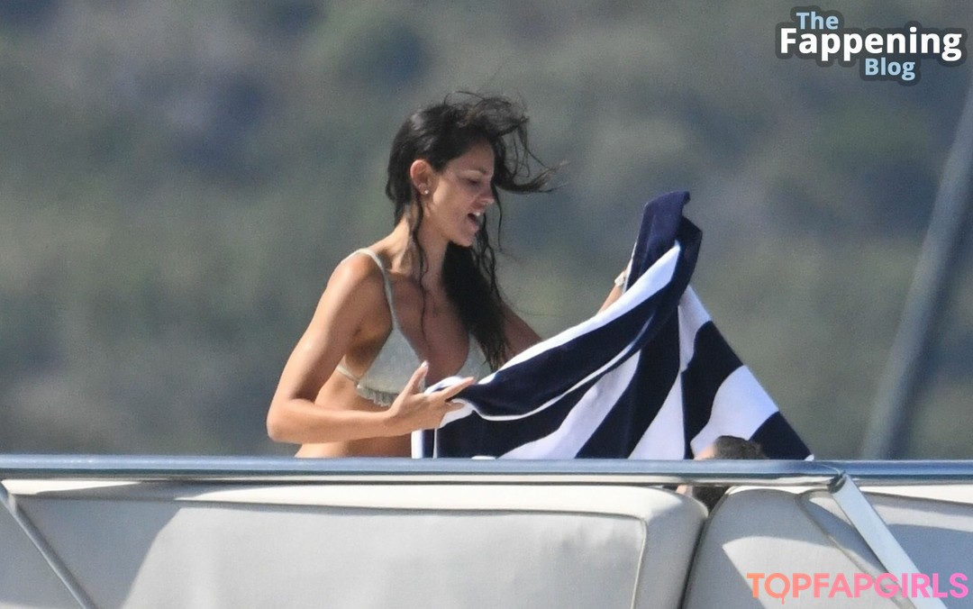 Foto desnuda filtrada de OnlyFans de Eiza Gonzalez #877 Foto desnuda filtrada de OnlyFans de Eiza Gonzalez #877