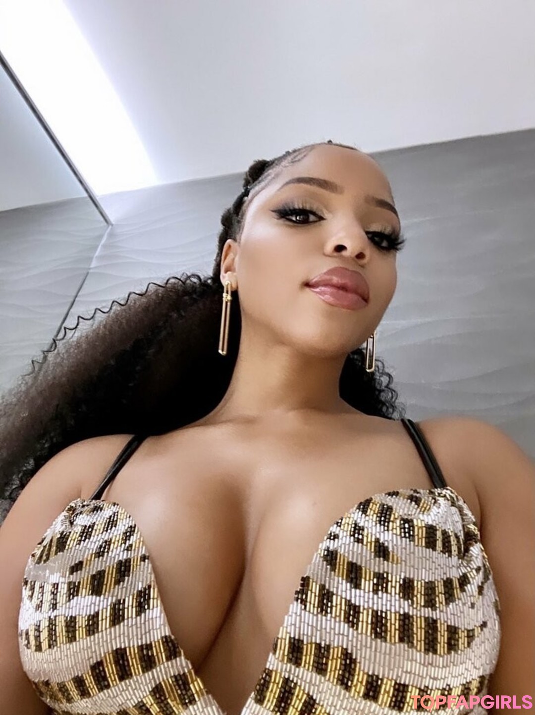 Foto desnuda filtrada de OnlyFans de Chloe Bailey #5 Foto desnuda filtrada de OnlyFans de Chloe Bailey #5