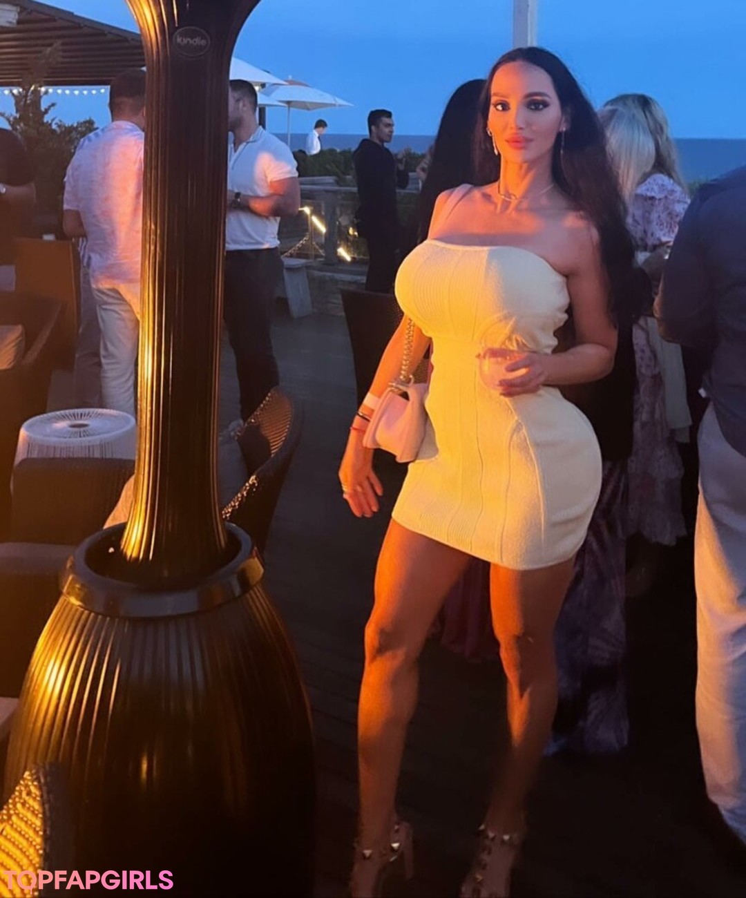 Foto desnuda filtrada de OnlyFans de Amyanderssen #122 Foto desnuda filtrada de OnlyFans de Amyanderssen #122