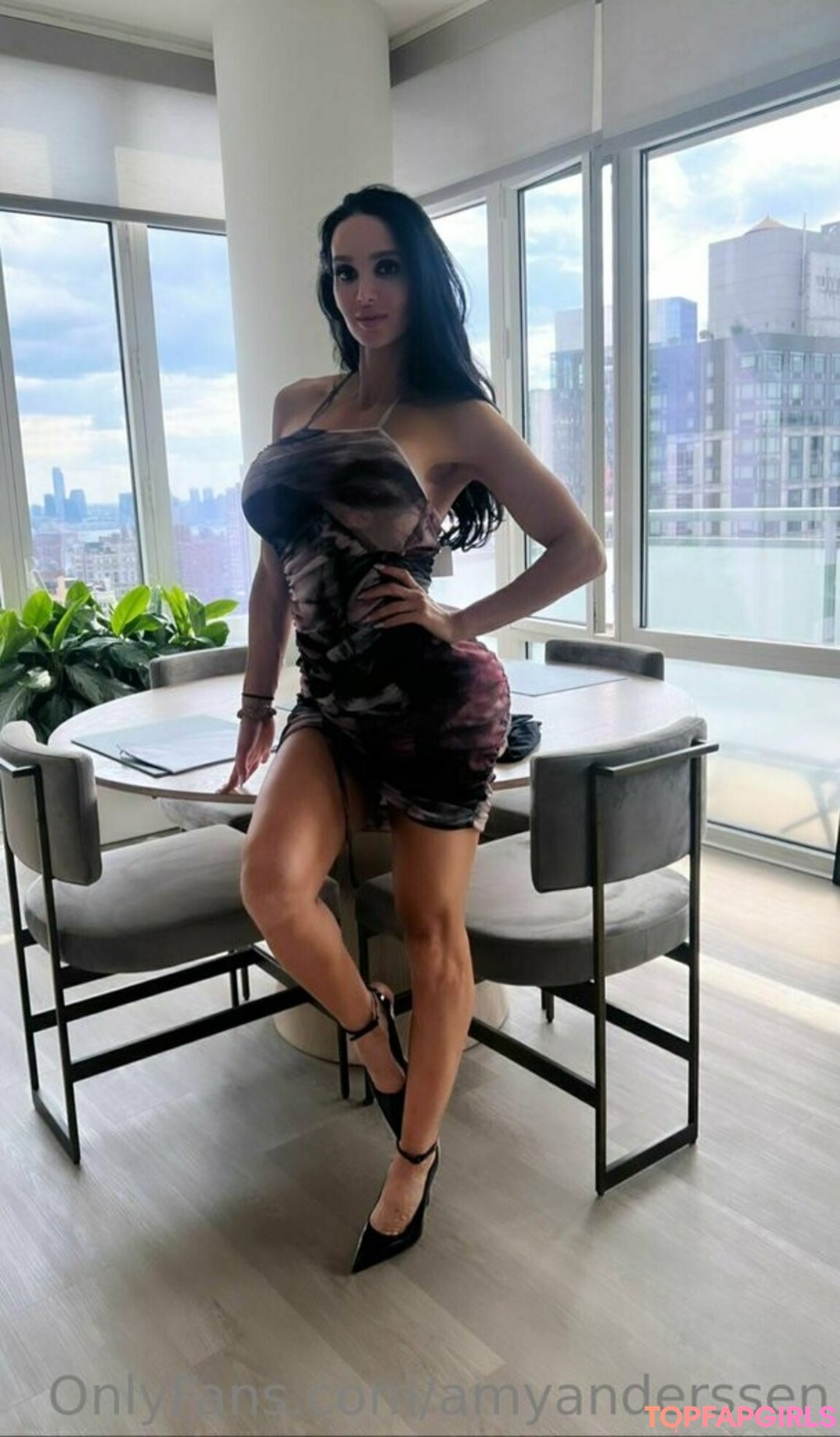 Foto desnuda filtrada de OnlyFans de Amyanderssen #247 Foto desnuda filtrada de OnlyFans de Amyanderssen #247