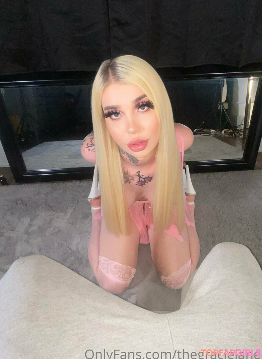 Foto desnuda filtrada de OnlyFans de Thegraciejane #135 Foto desnuda filtrada de OnlyFans de Thegraciejane #135