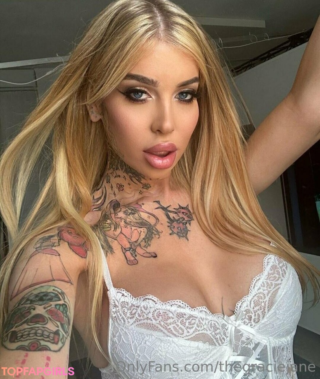 Foto desnuda filtrada de OnlyFans de Thegraciejane #390 Foto desnuda filtrada de OnlyFans de Thegraciejane #390