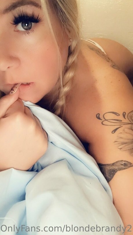 Foto desnuda filtrada de OnlyFans de Blondebrandy269