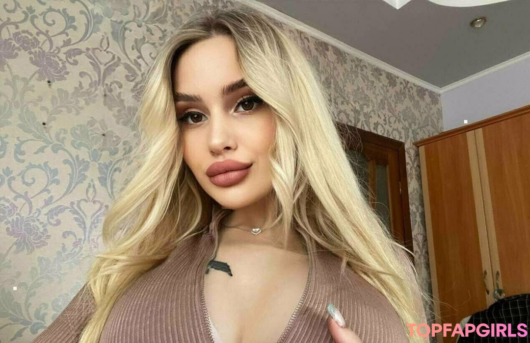 Foto desnuda filtrada de OnlyFans de Flovprincess #571 Foto desnuda filtrada de OnlyFans de Flovprincess #571