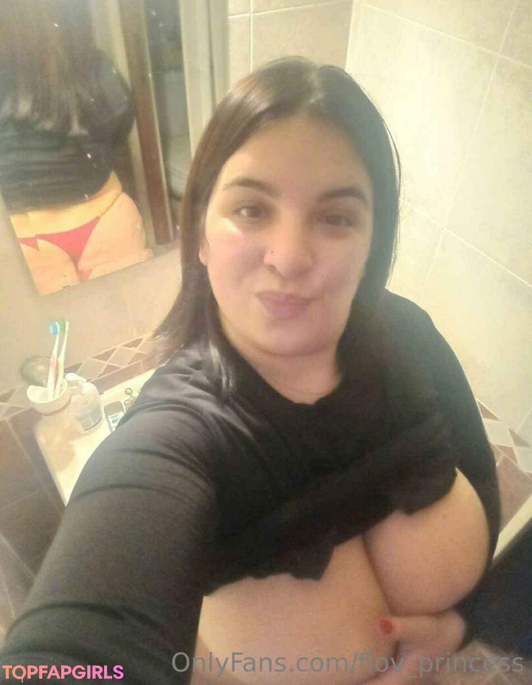 Foto desnuda filtrada de OnlyFans de Flovprincess #653 Foto desnuda filtrada de OnlyFans de Flovprincess #653
