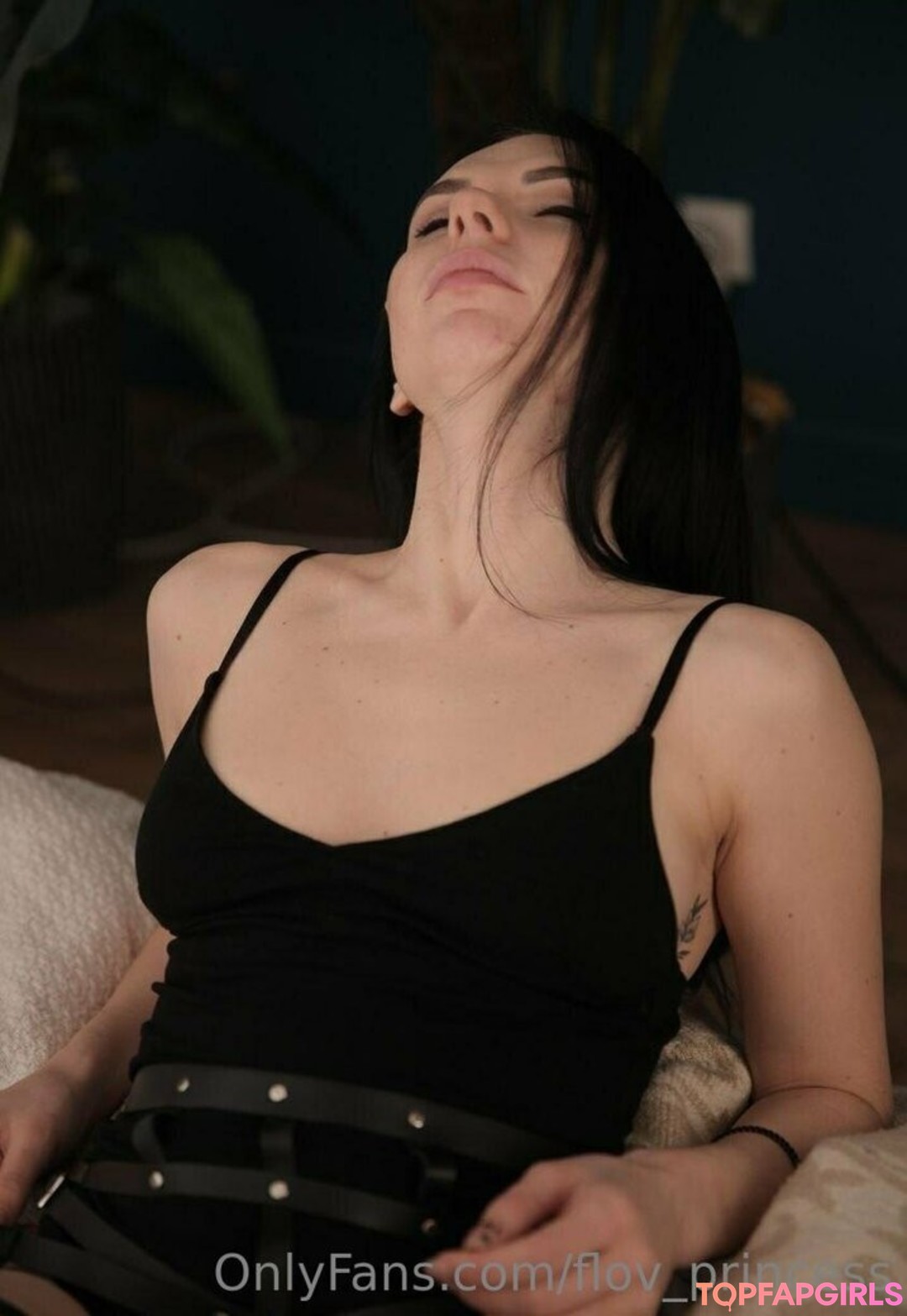 Foto desnuda filtrada de OnlyFans de Flovprincess #691 Foto desnuda filtrada de OnlyFans de Flovprincess #691