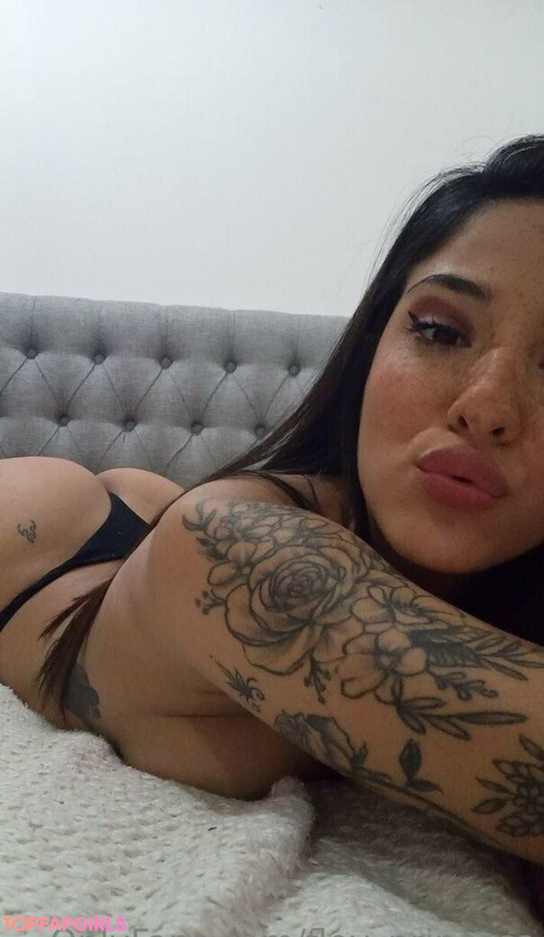 Foto desnuda filtrada de OnlyFans de Flovprincess #747 Foto desnuda filtrada de OnlyFans de Flovprincess #747