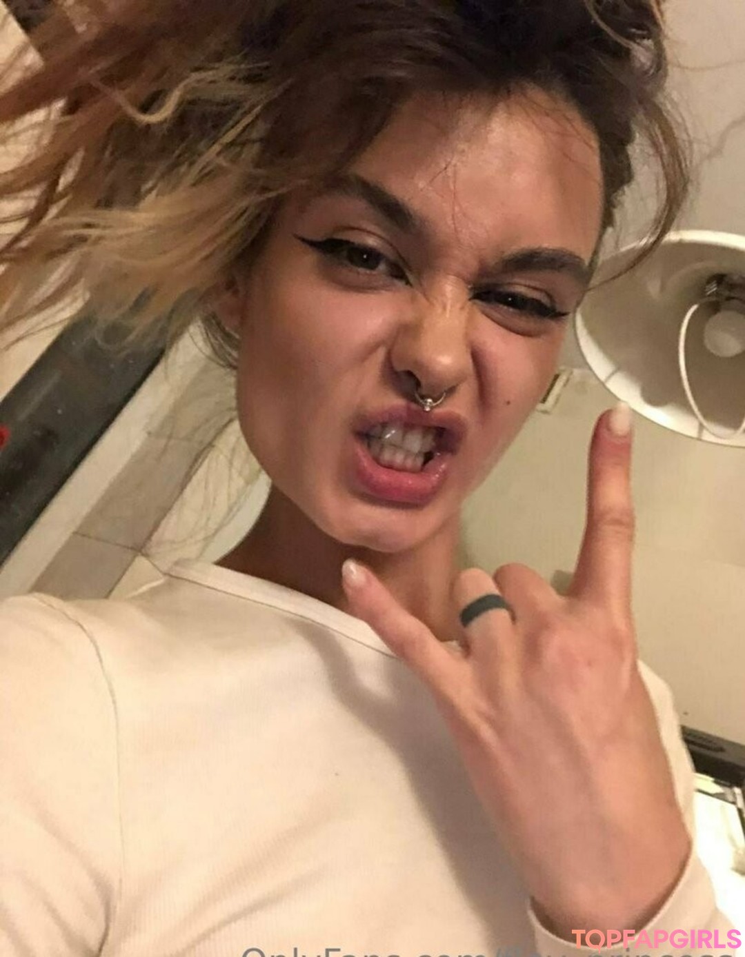 Foto desnuda filtrada de OnlyFans de Flovprincess #757 Foto desnuda filtrada de OnlyFans de Flovprincess #757