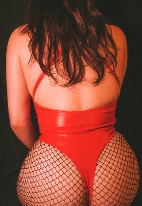 Foto desnuda filtrada de OnlyFans de Slight Sounds