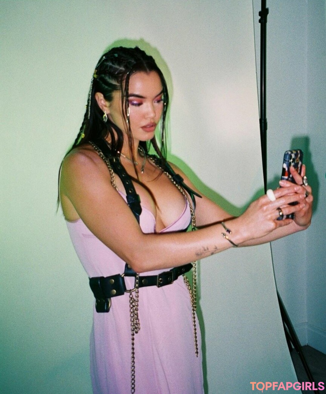 Foto desnuda filtrada de OnlyFans de Paris Berelc #26 Foto desnuda filtrada de OnlyFans de Paris Berelc #26