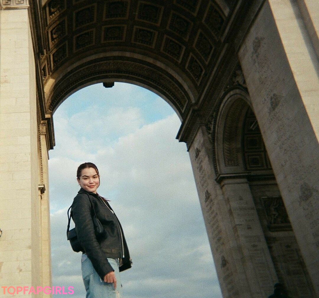 Foto desnuda filtrada de OnlyFans de Paris Berelc #72 Foto desnuda filtrada de OnlyFans de Paris Berelc #72