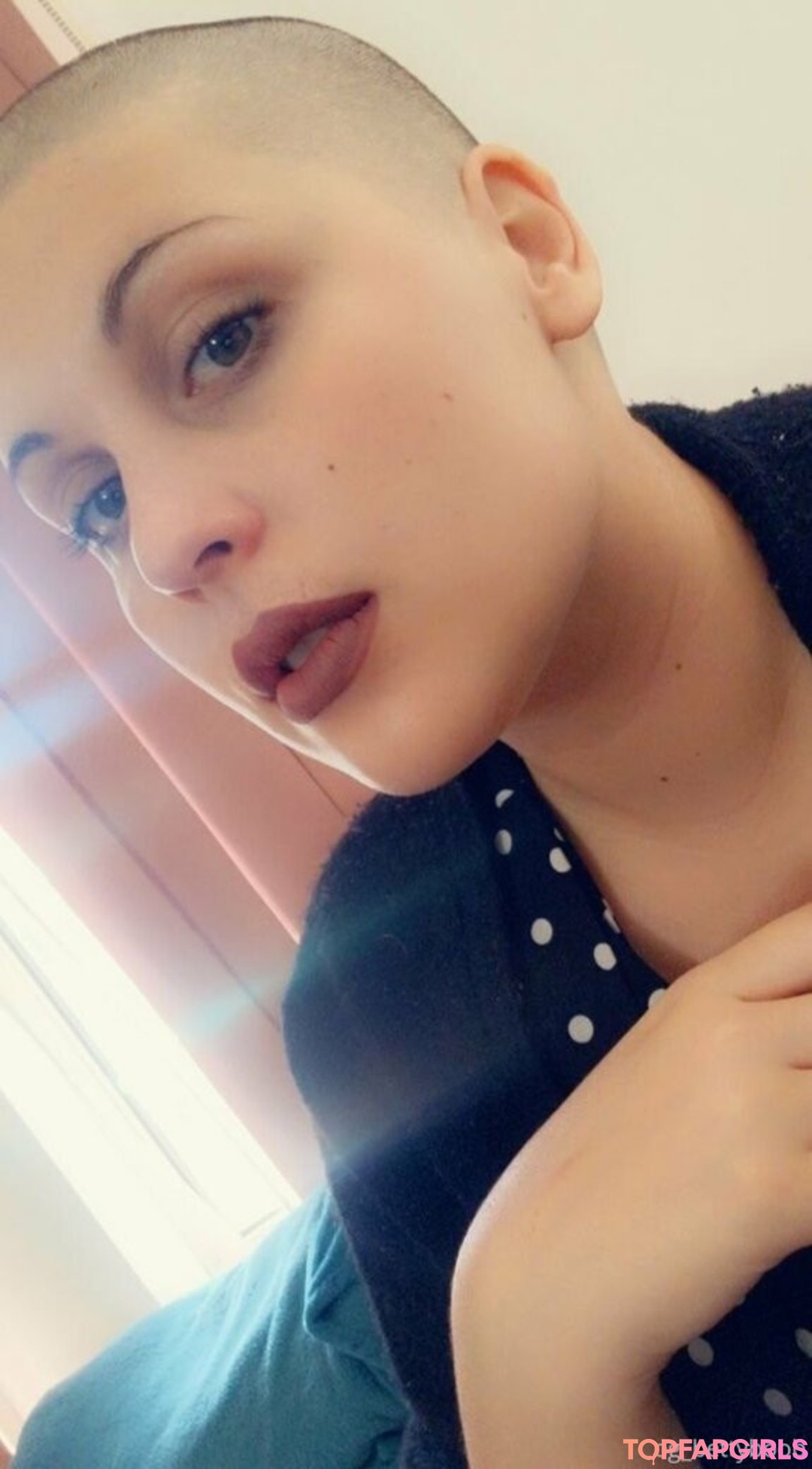 Foto desnuda filtrada de OnlyFans de Ogbettyboobfree #25 Foto desnuda filtrada de OnlyFans de Ogbettyboobfree #25