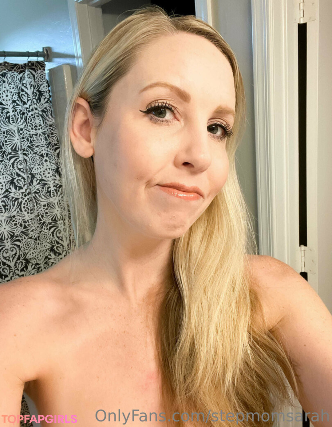 Foto desnuda filtrada de OnlyFans de Amandastarr #15 Foto desnuda filtrada de OnlyFans de Amandastarr #15