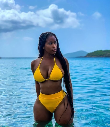 Tia Becca