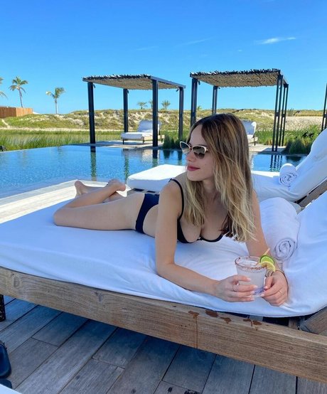 Halston Sage
