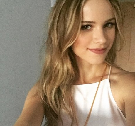 Foto desnuda filtrada de OnlyFans de Halston Sage