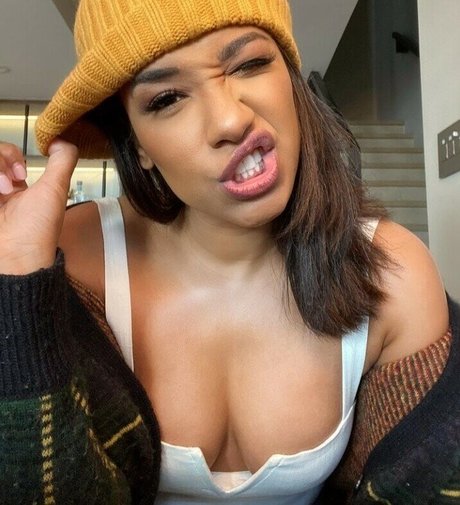Candice Patton