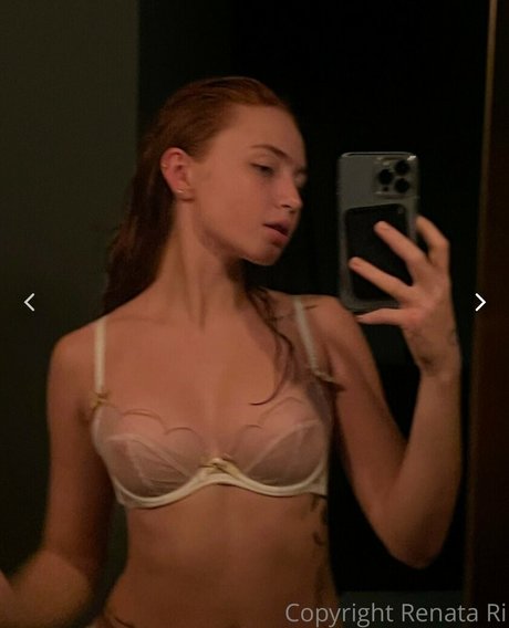 Renata Ri