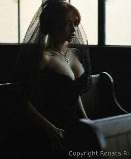 Renata Ri