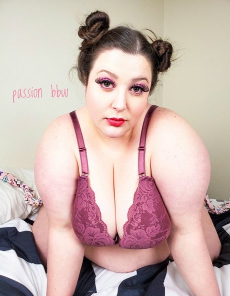 Foto desnuda filtrada de OnlyFans de Passionbbw