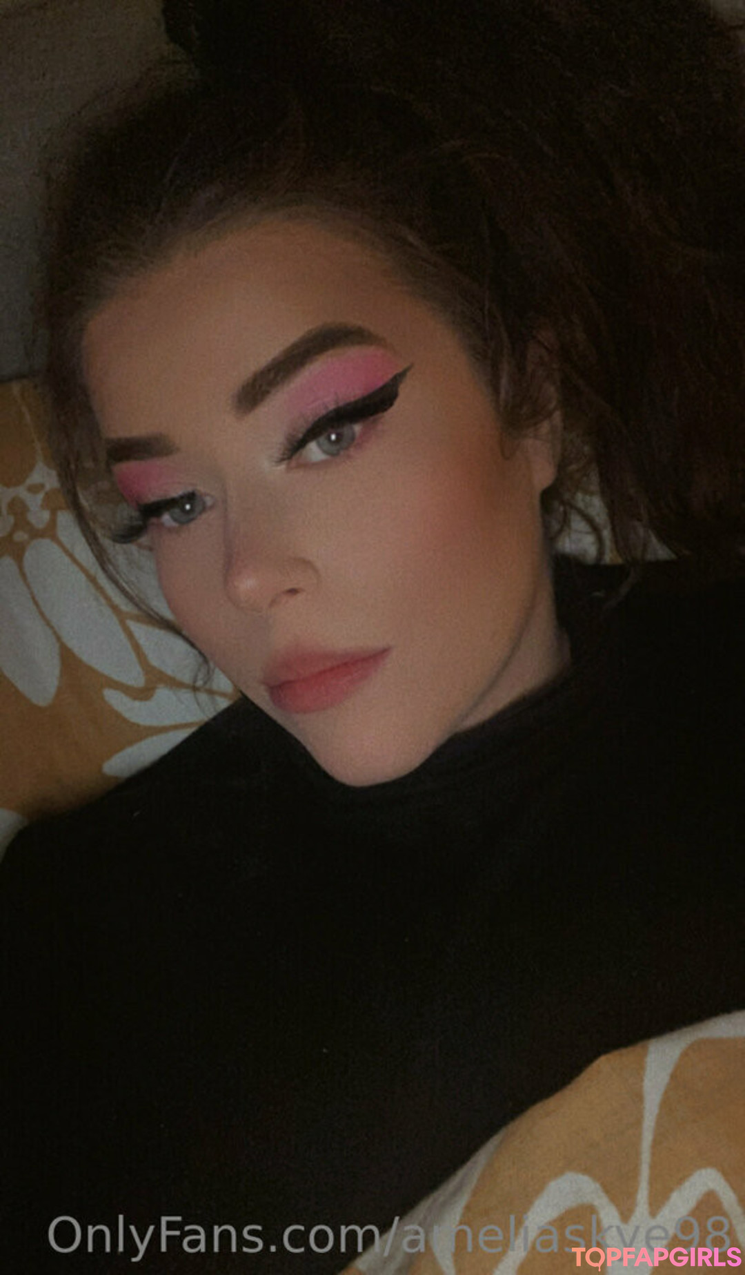 Foto desnuda filtrada de OnlyFans de Ameliaskye98 #185 Foto desnuda filtrada de OnlyFans de Ameliaskye98 #185