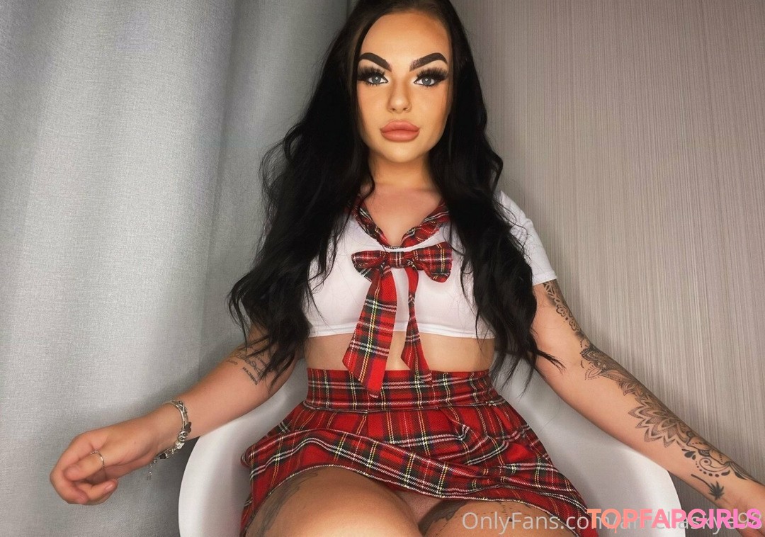 Foto desnuda filtrada de OnlyFans de Ameliaskye98 #96 Foto desnuda filtrada de OnlyFans de Ameliaskye98 #96
