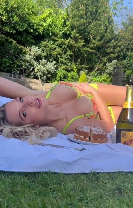 Foto desnuda filtrada de OnlyFans de Helen Flanagan