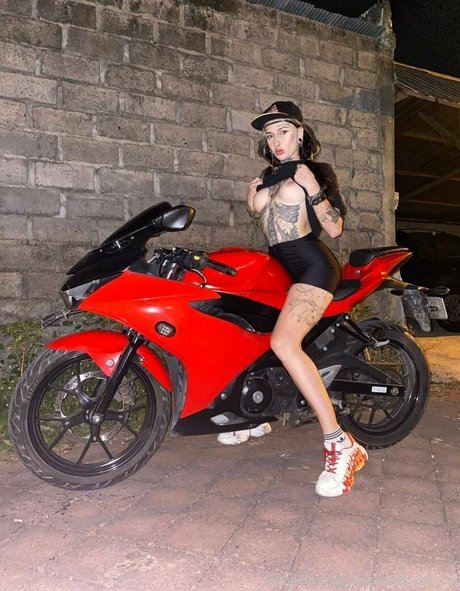 Sylvia_morris