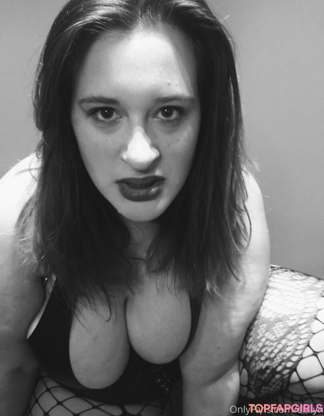 Foto desnuda filtrada de OnlyFans de Evelynmusefree #13 Foto desnuda filtrada de OnlyFans de Evelynmusefree #13