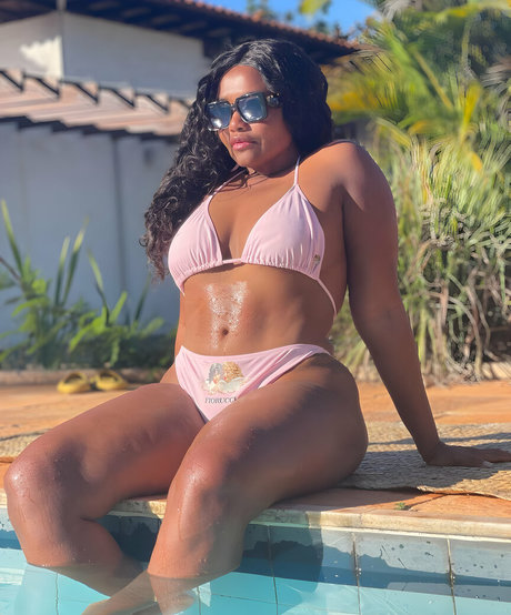 Gaby Amarantos