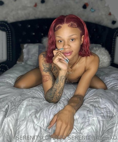 Foto desnuda filtrada de OnlyFans de Serenitylove001