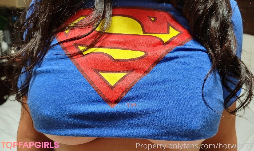 Foto desnuda filtrada de OnlyFans de Hotwifevenessa #31 Foto desnuda filtrada de OnlyFans de Hotwifevenessa #31