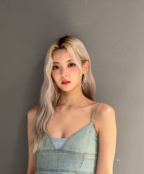 WomenK-pop
