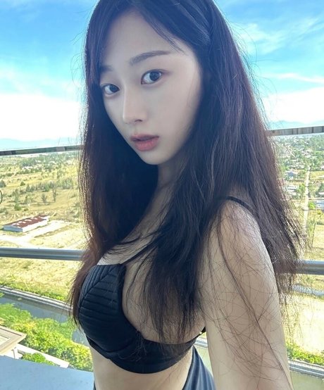 WomenK-pop