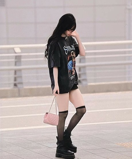 WomenK-pop