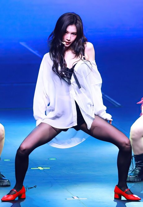 WomenK-pop