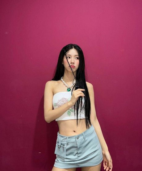 WomenK-pop