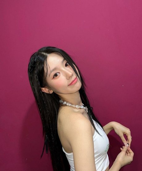 WomenK-pop
