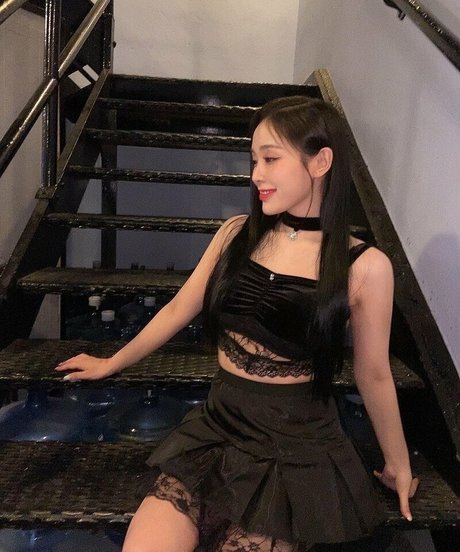 WomenK-pop