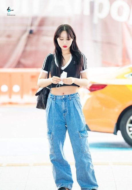 WomenK-pop