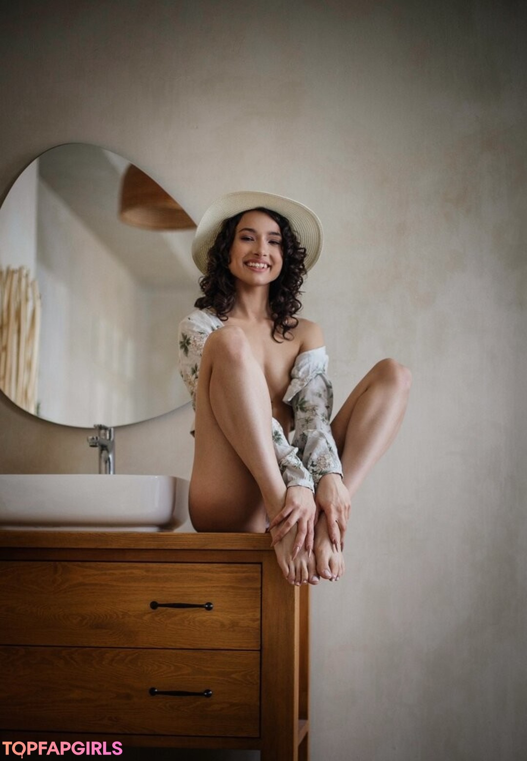 Foto desnuda filtrada de OnlyFans de Nikol Beylik #619 Foto desnuda filtrada de OnlyFans de Nikol Beylik #619